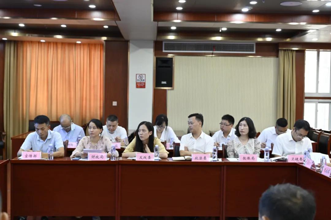跟隨自然美景之旅，探尋鷹潭數(shù)據(jù)網(wǎng)站建設(shè)優(yōu)質(zhì)之選，尋找心靈平和之地